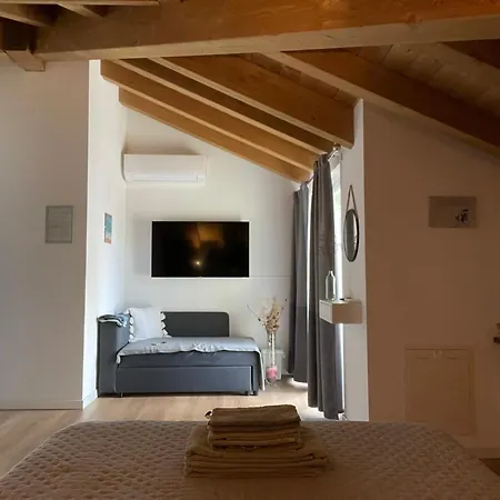 Green Stay Bergamo Guest house 3*