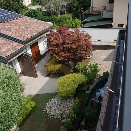 Green Stay Bergamo 招待所 3*